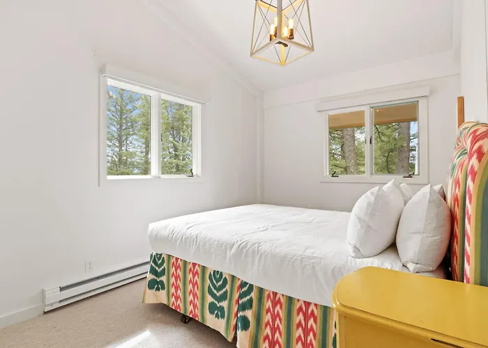 Rmr: Bridger House In Holiday home