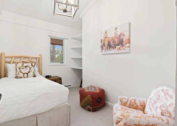 Rmr: Bridger House In * Teton Village