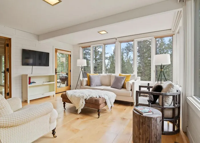 Rmr: Bridger House In